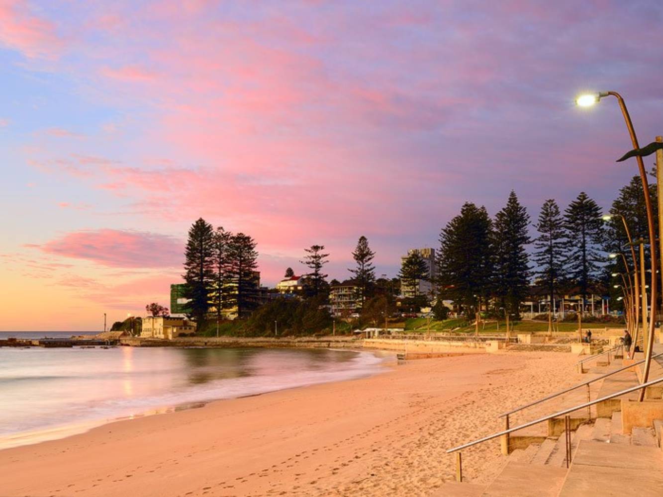 Dee Why in the evening