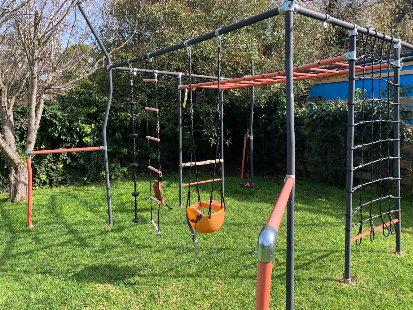 Amazing Vuly Climbing Frame for kids of all ages