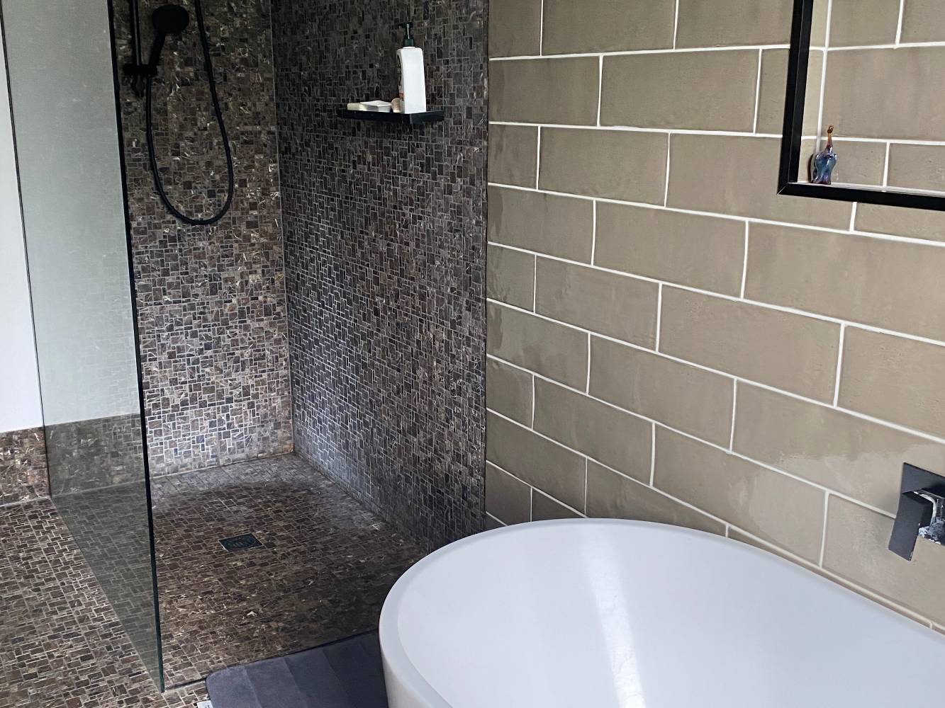 Ensuite