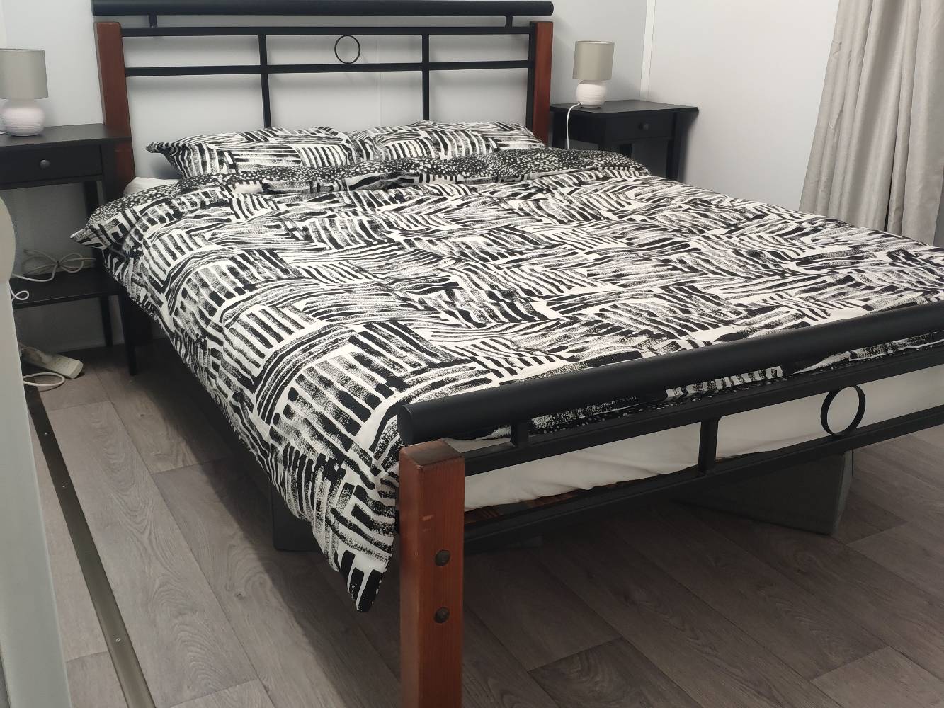 Queen size double bed