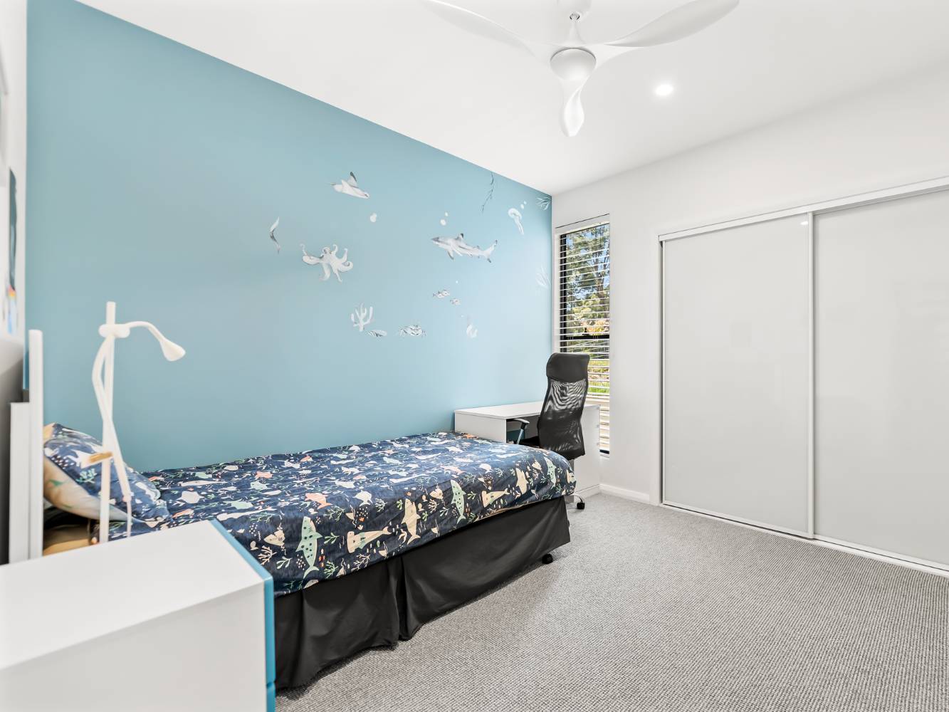 BEDROOM 4