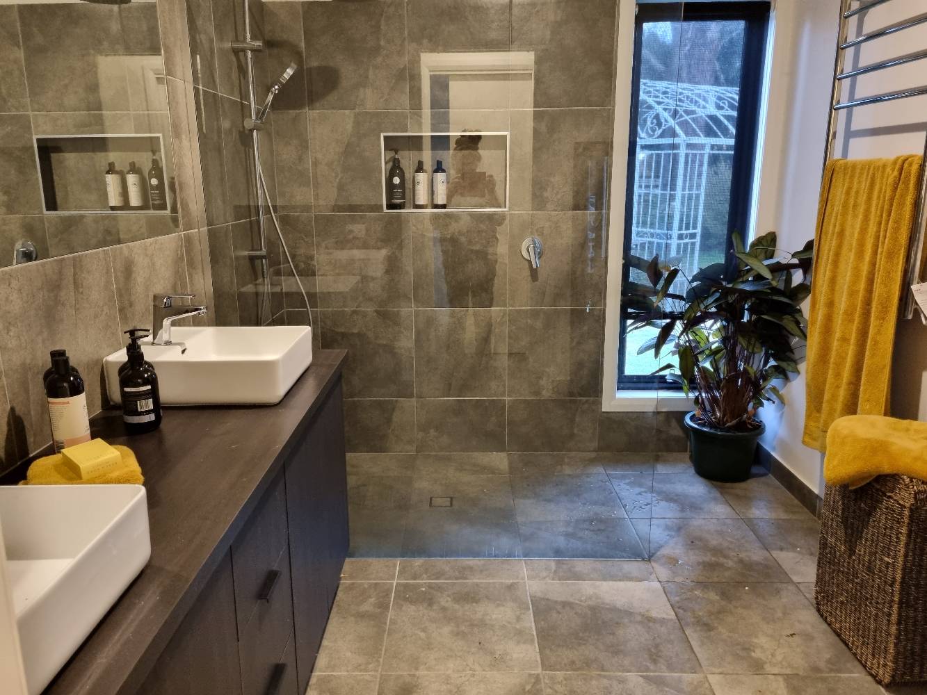 Master Ensuite