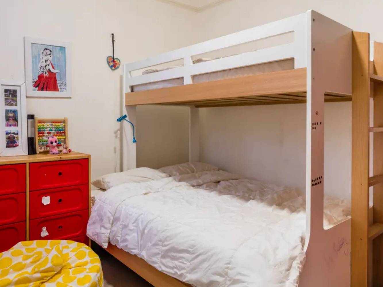 Bunk bed