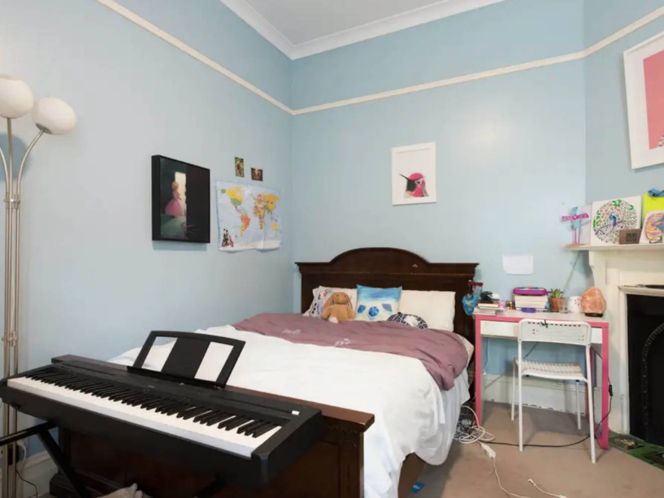 Queensize bed 2