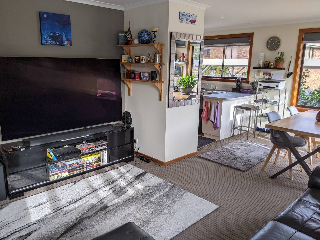 Lounge and dining area