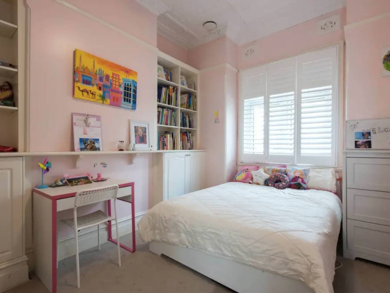 Kids bedroom
