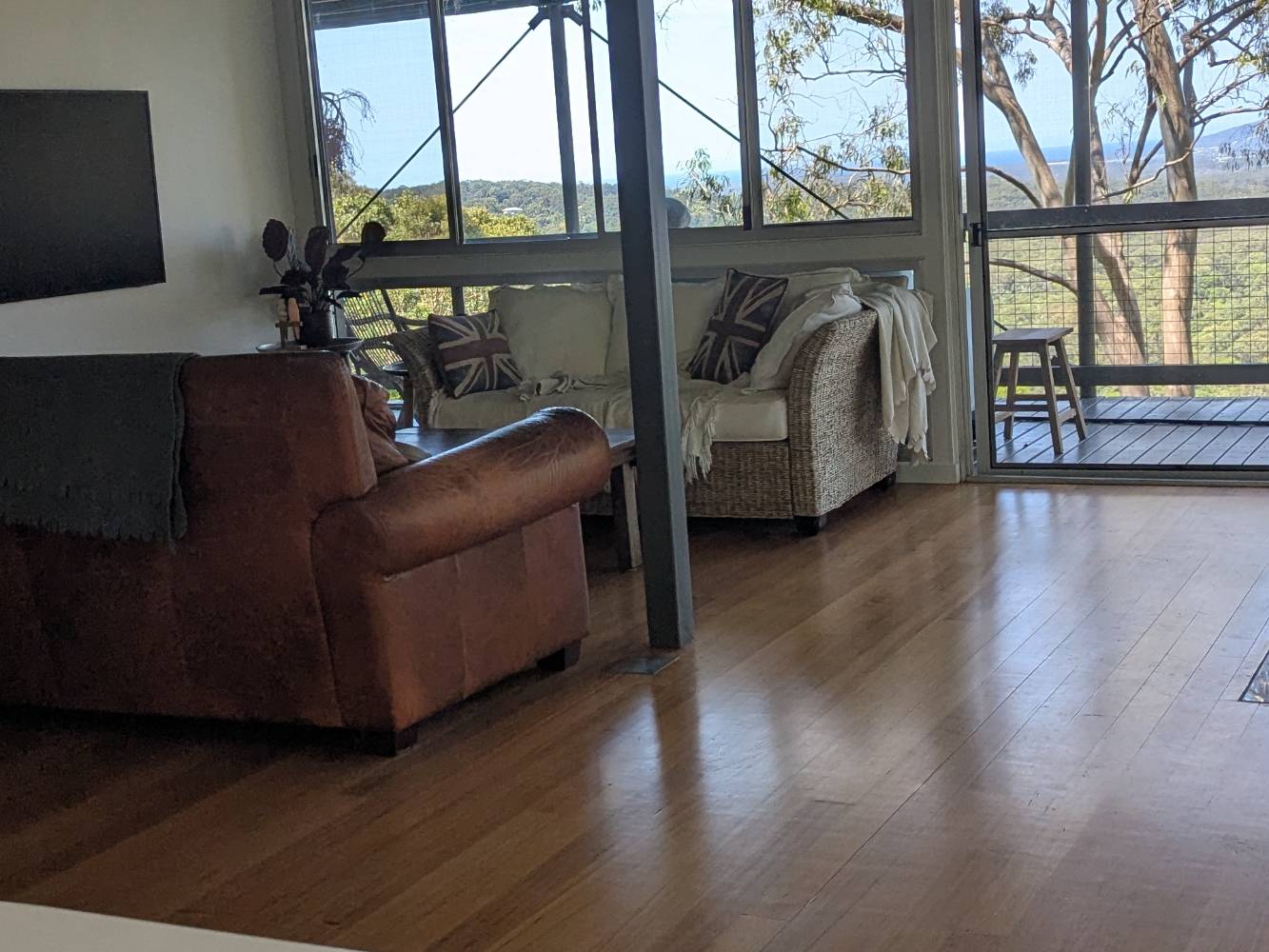 Lounge room