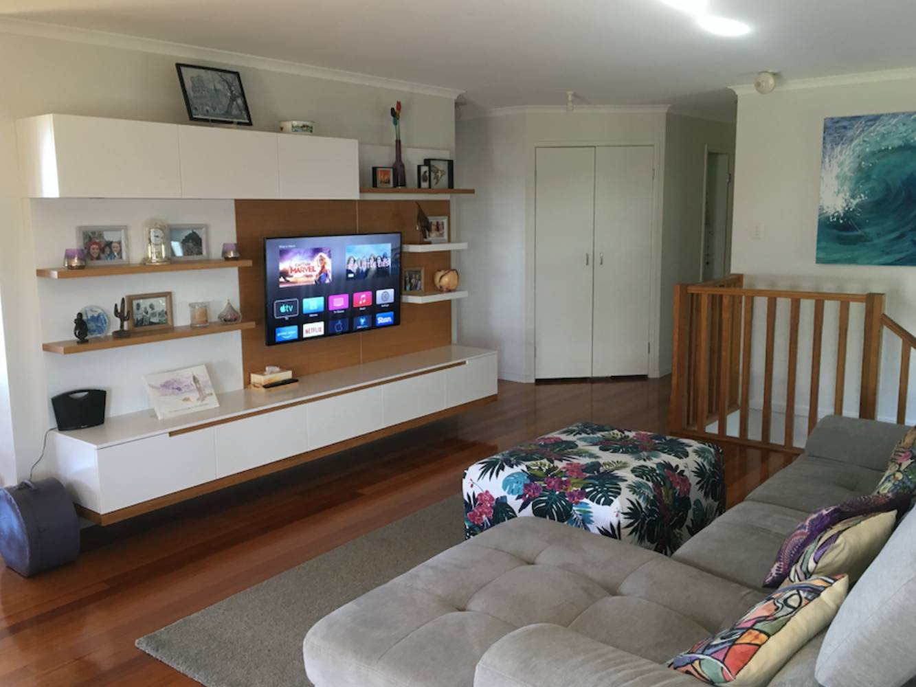 lounge - upstairs