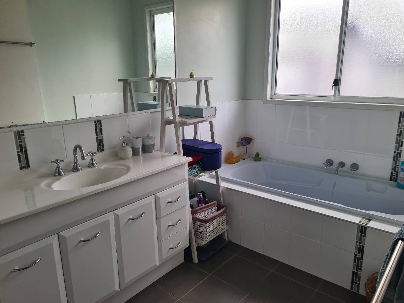 2nd bathroom