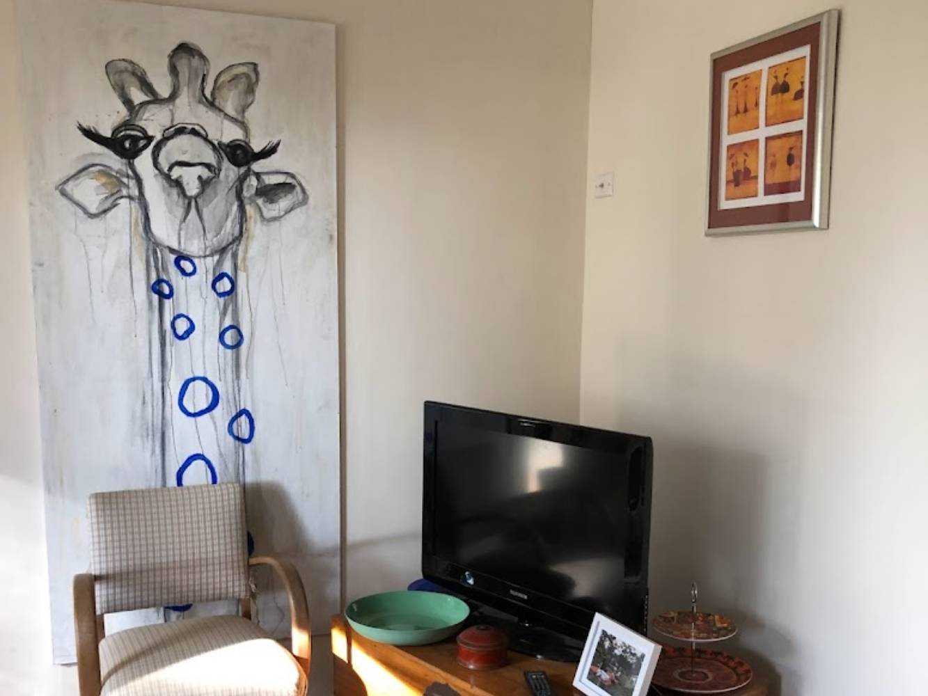 Second lounge in main house