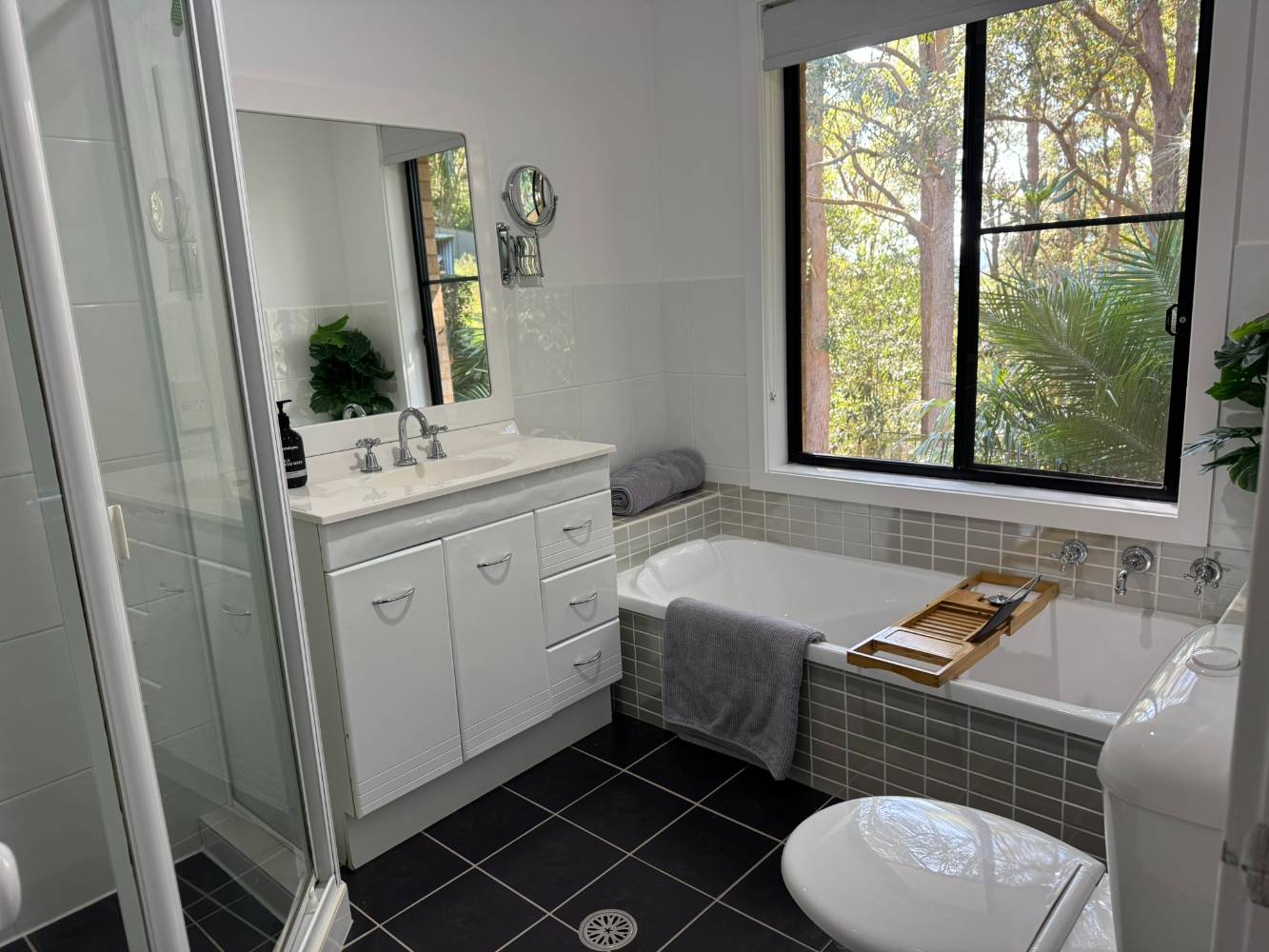 Old Ensuite to Master Bedroom - new one coming Dec 2025