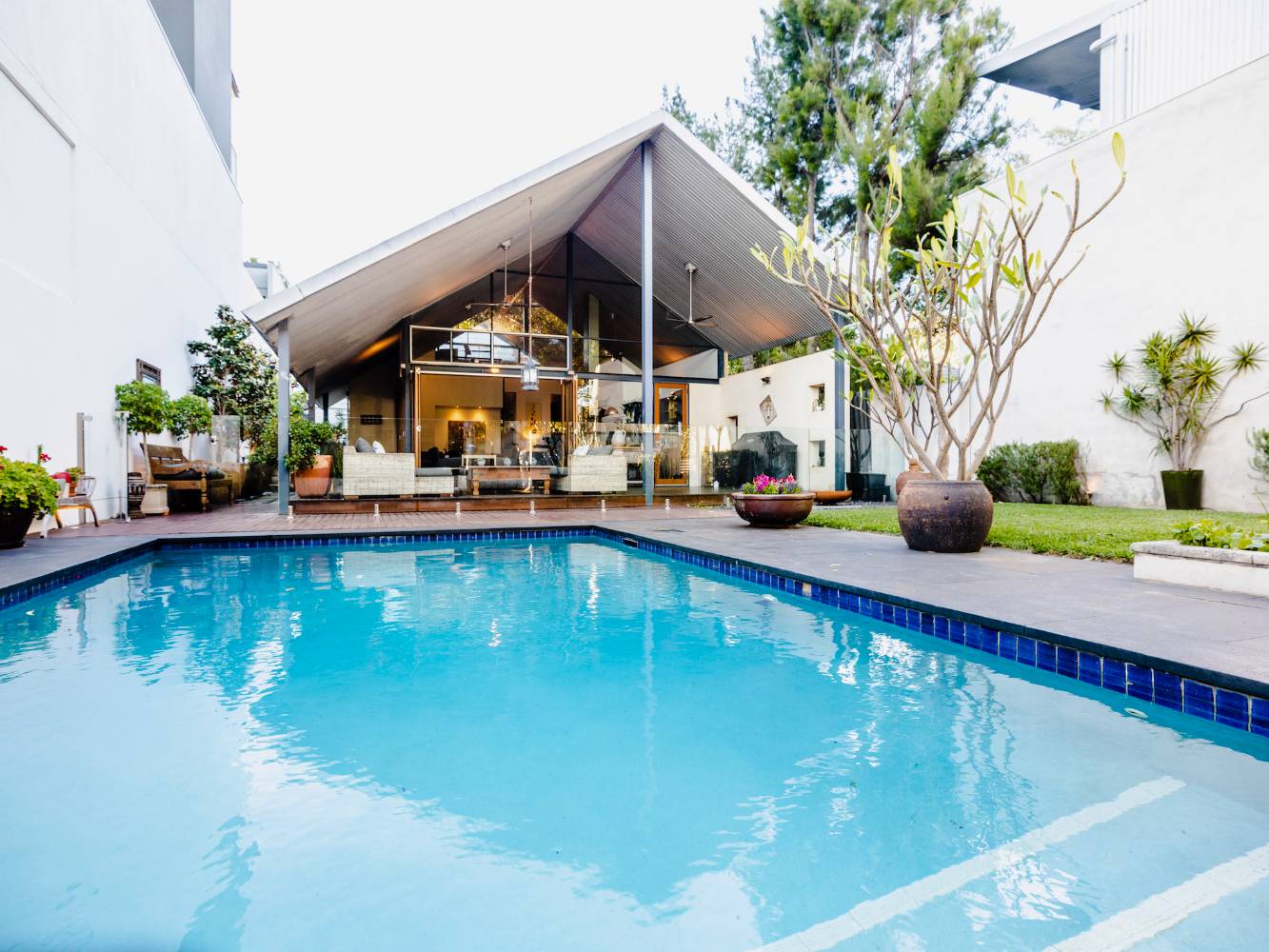 Garden & Pool