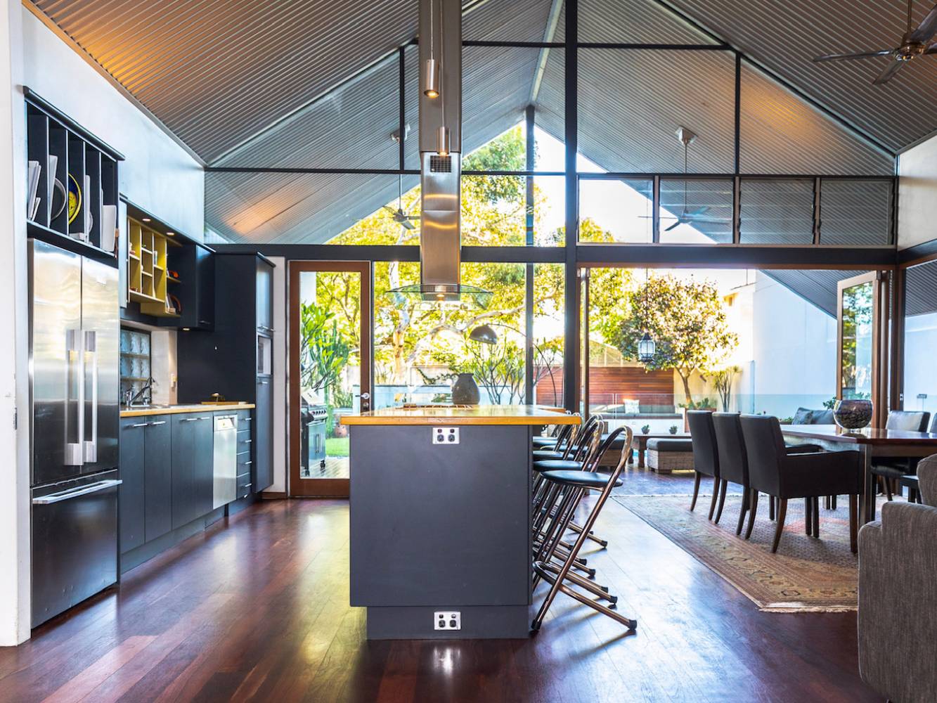 Kitchen/Dining Area
