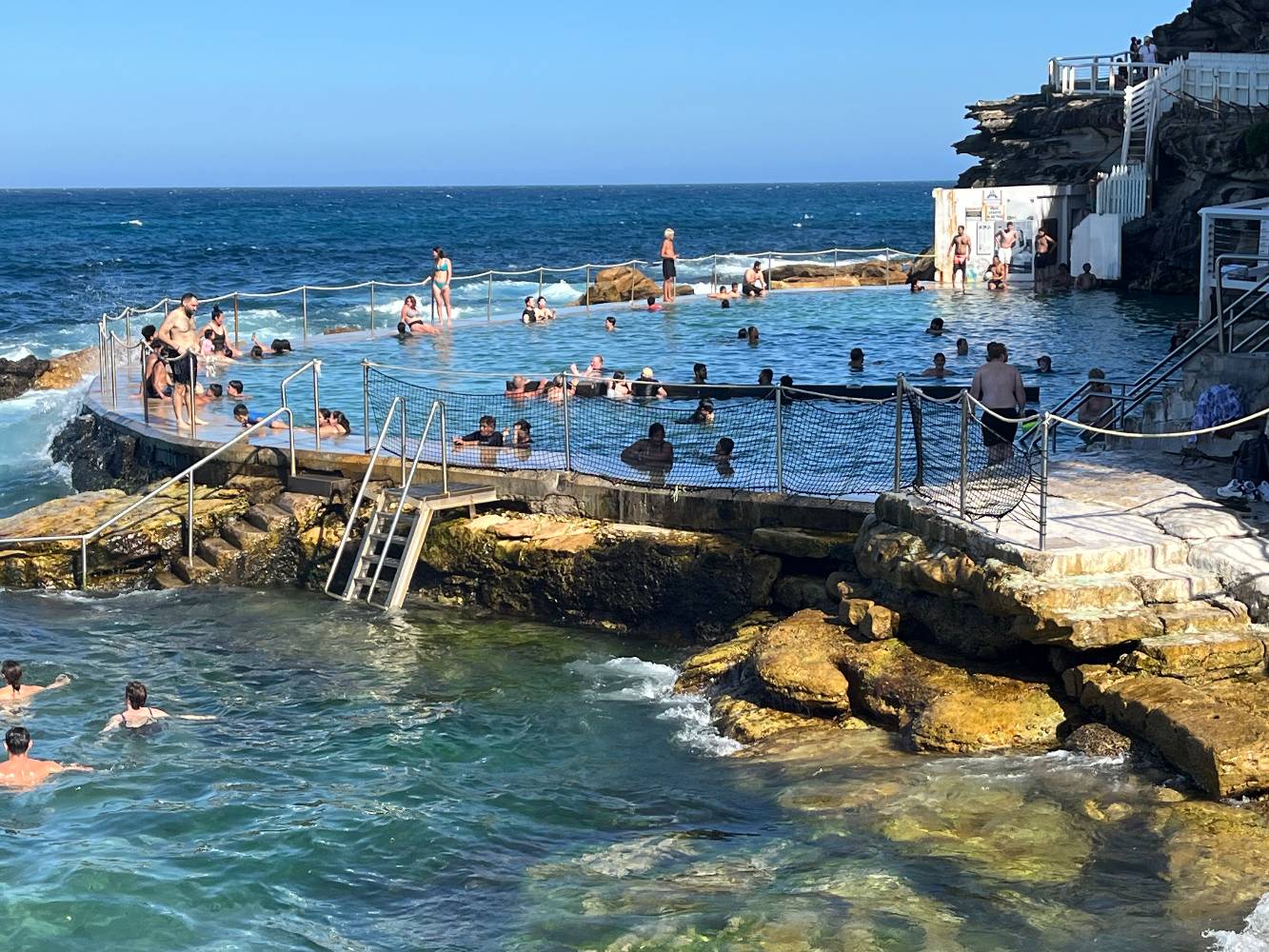 Bronte beach and pool